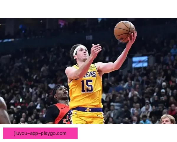 今夏多支球队欲挖角湖人球员 可能为里夫斯开出顶薪级短期合同